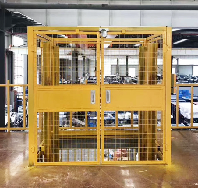 崇仁智能导轨式升降机亮相